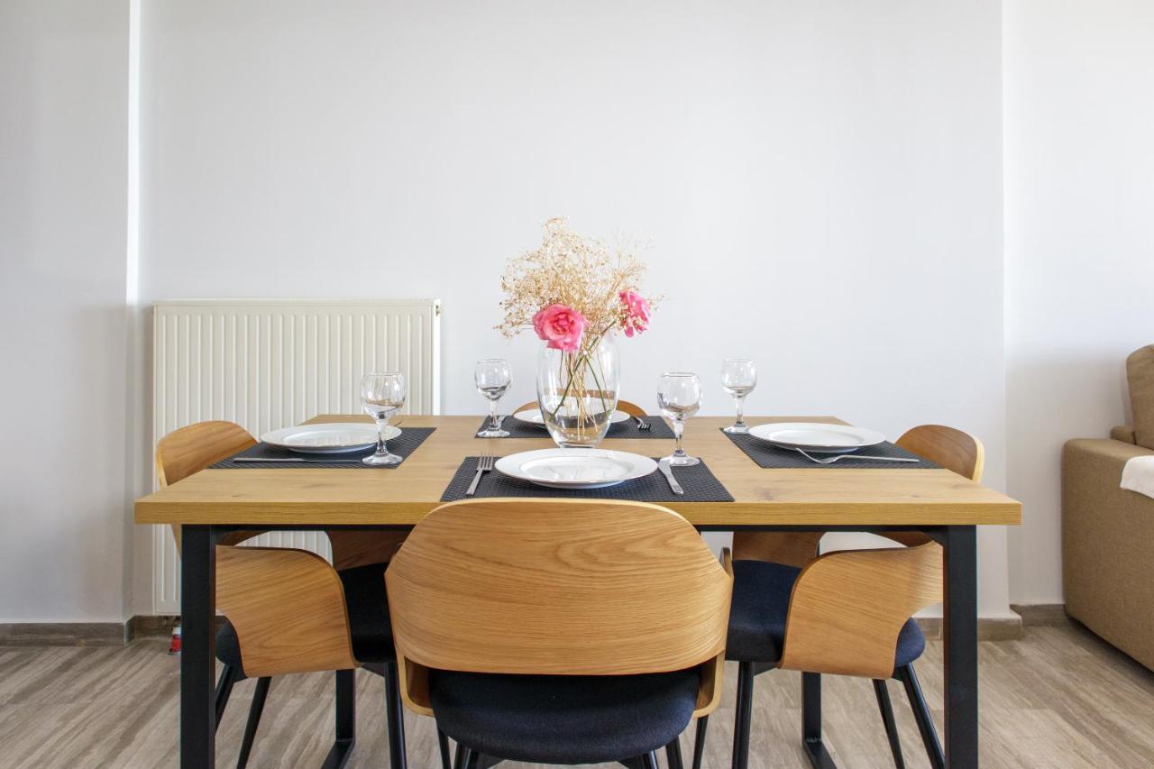 Almyros Aktis Seaview Apartment 칼라마타 외부 사진