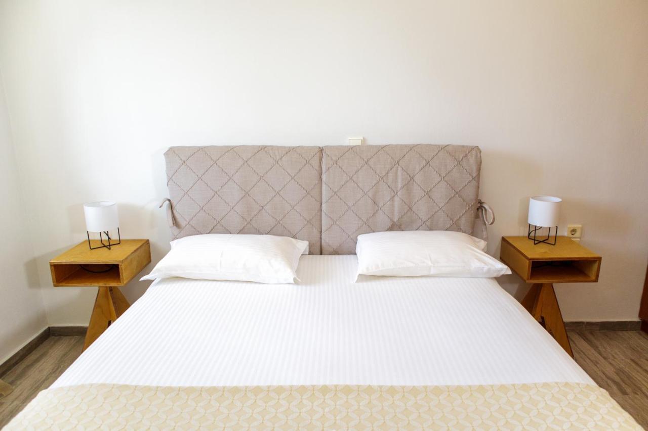Almyros Aktis Seaview Apartment 칼라마타 외부 사진