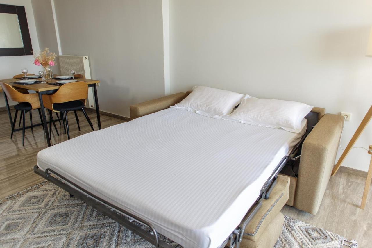 Almyros Aktis Seaview Apartment 칼라마타 외부 사진