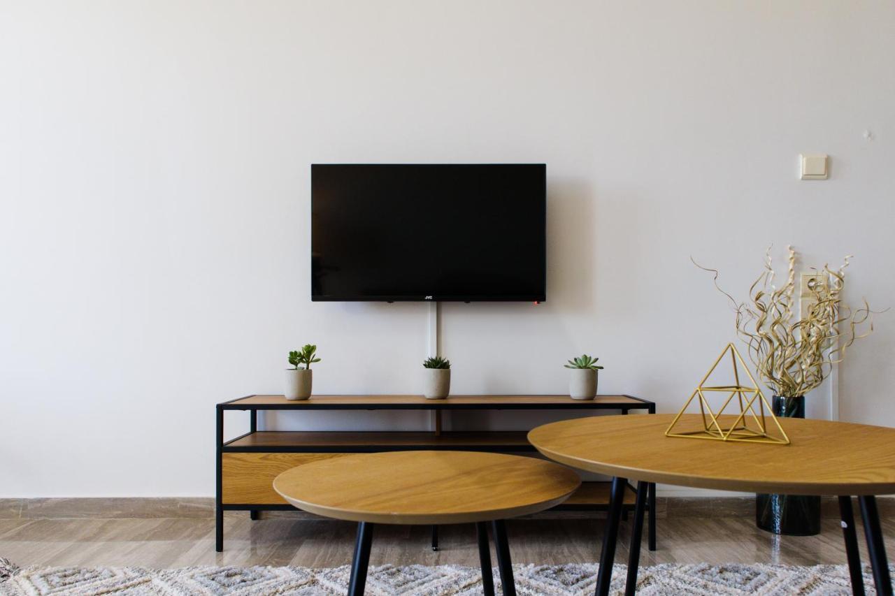 Almyros Aktis Seaview Apartment 칼라마타 외부 사진