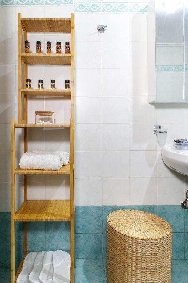 Almyros Aktis Seaview Apartment 칼라마타 외부 사진